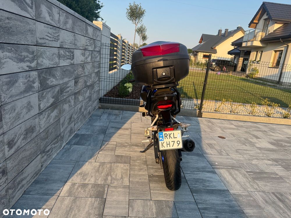 Yamaha MT - 9