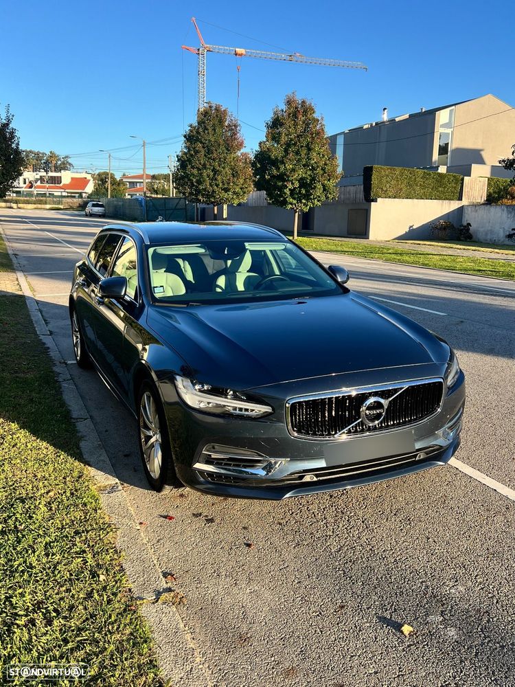 Volvo V90 2.0 T8 Momentum AWD Geartronic - 6