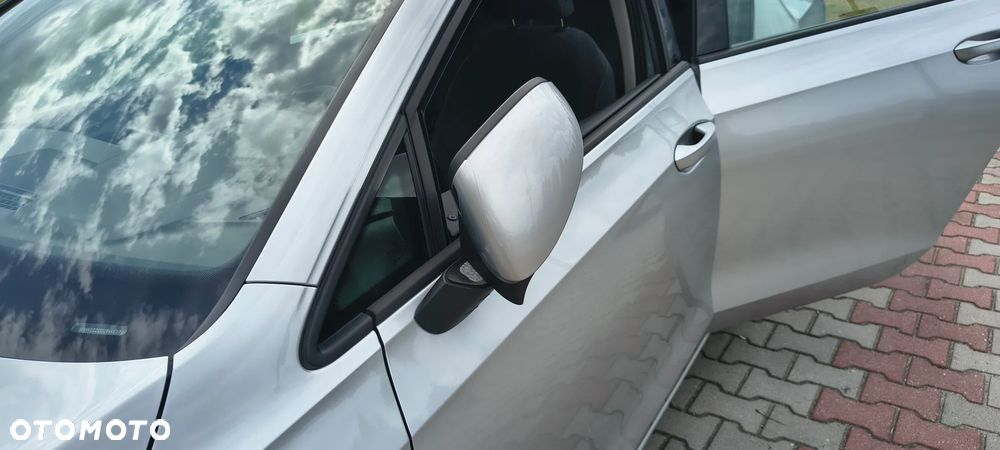 Volkswagen Golf 2.0 TDI Life - 38