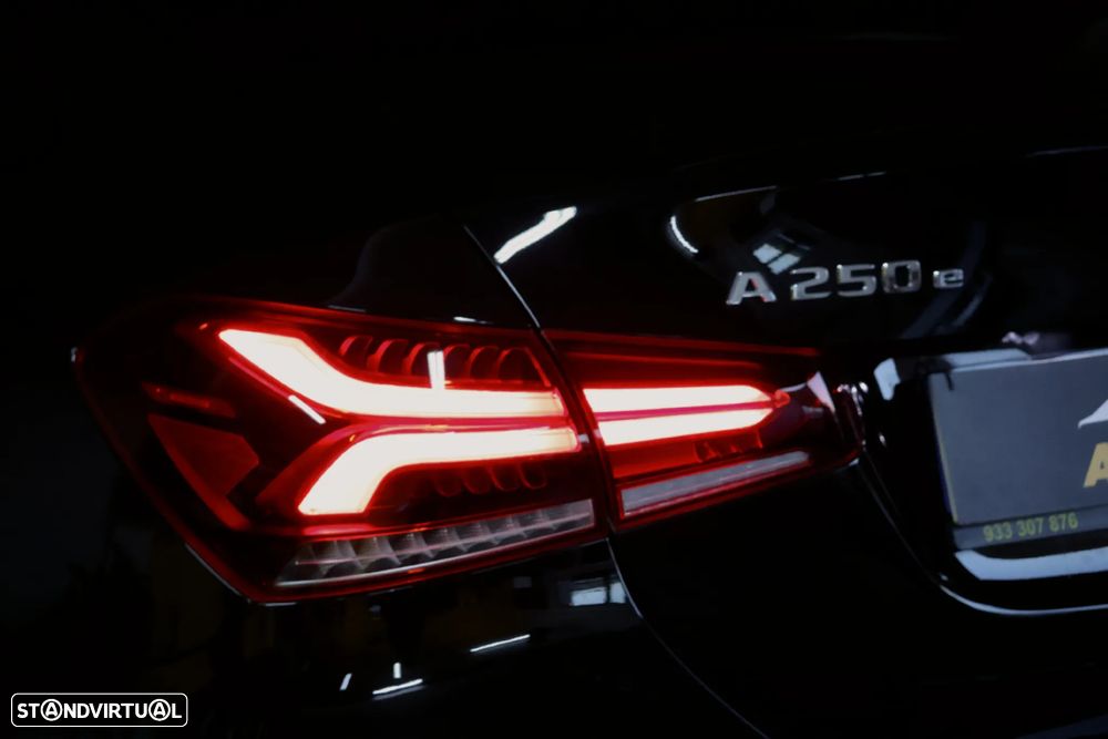 Mercedes-Benz A 250 Limousine e 8G-DCT Progressive - 18