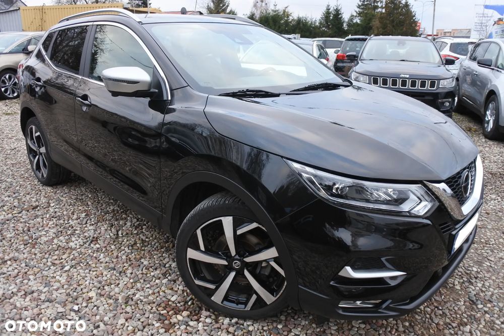 Nissan Qashqai 1.2 DIG-T Xtronic TEKNA+ - 1