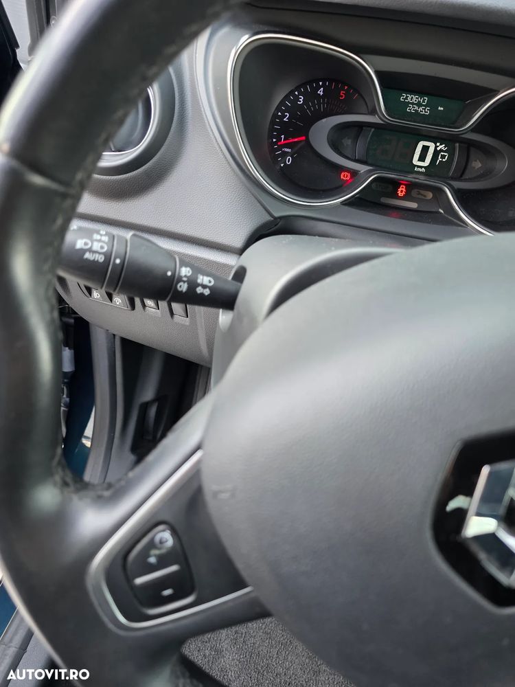 Renault Captur (ENERGY) dCi 90 EDC INTENS - 11