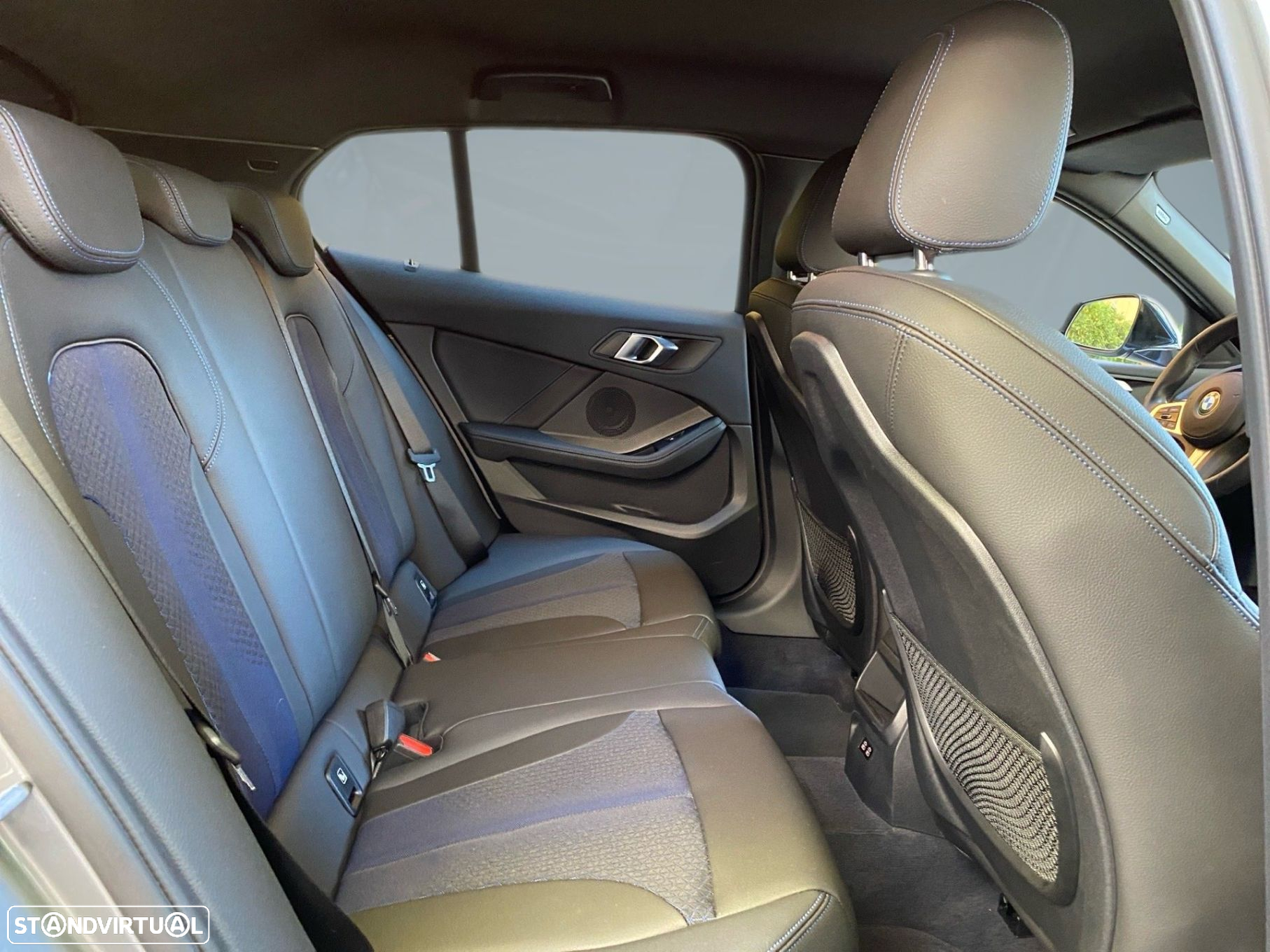 BMW 116 d Pack Desportivo M Auto - 21