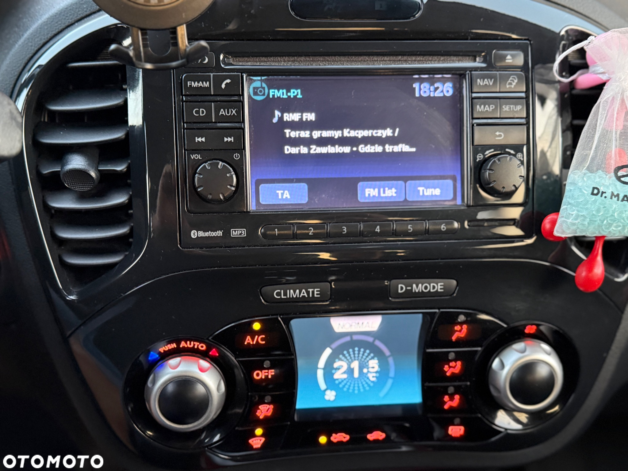 Nissan Juke 1.6 Tekna CVT - 10