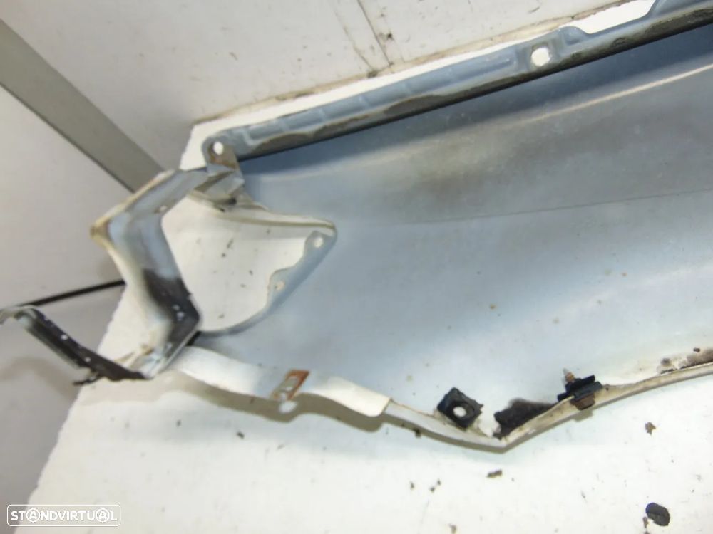 Mitsubishi Space Runner guarda lamas - 5