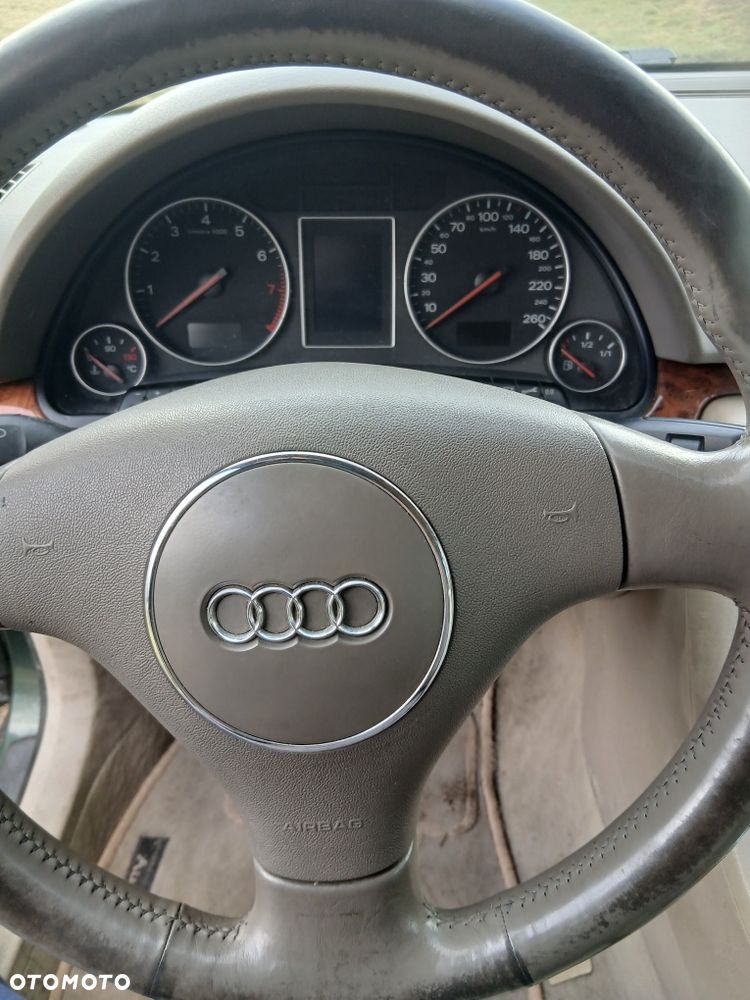 Audi A4 Avant - 5