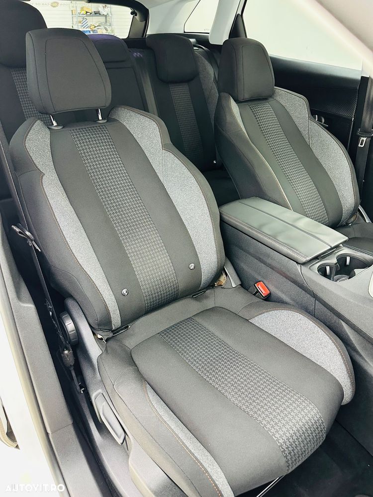 Peugeot 3008 - 25