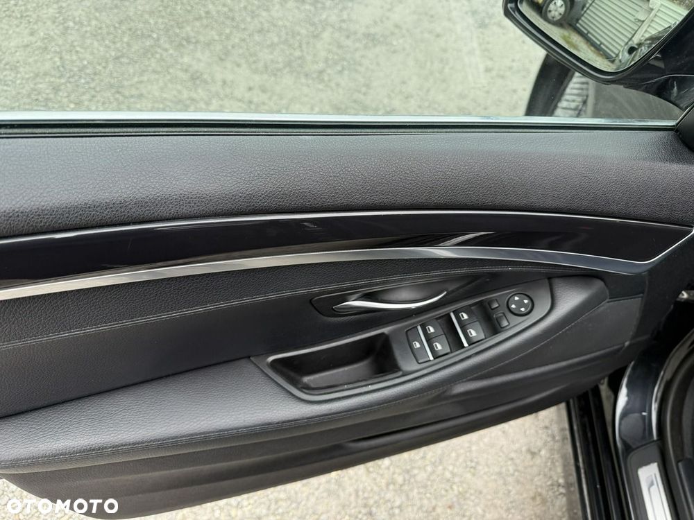 BMW Seria 5 - 24