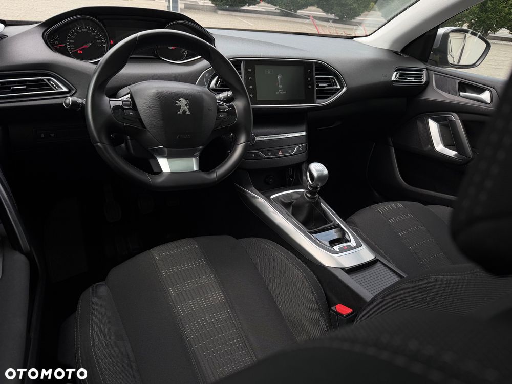 Peugeot 308 BlueHDi FAP 120 Stop&Start Style - 26