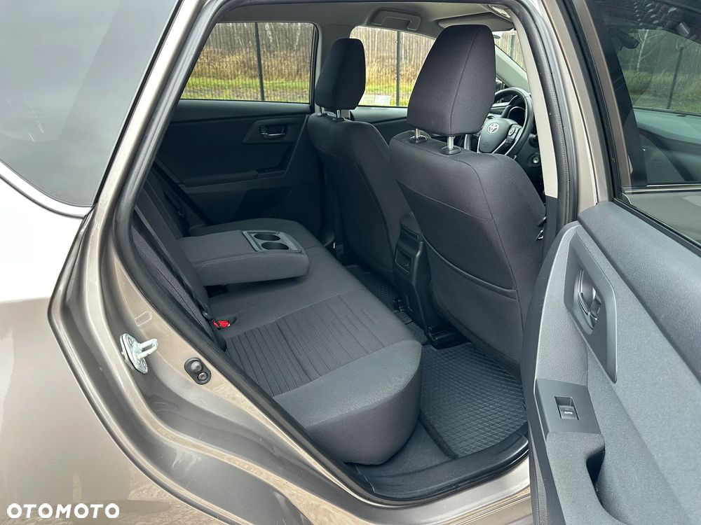 Toyota Auris 1.6 Prestige - 12