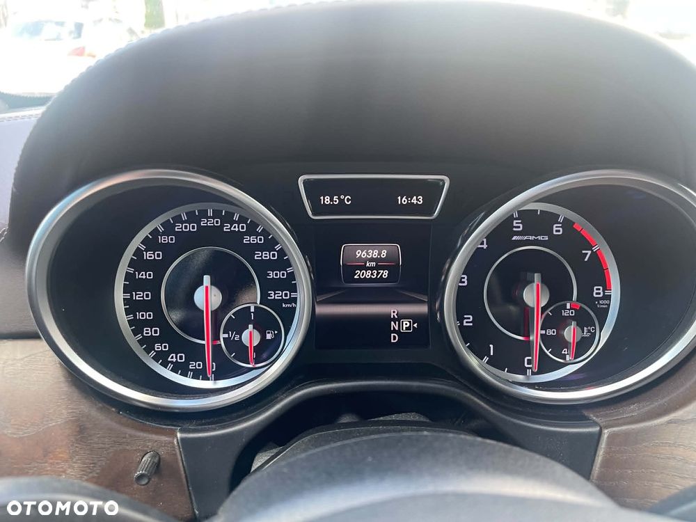 Mercedes-Benz GL - 31