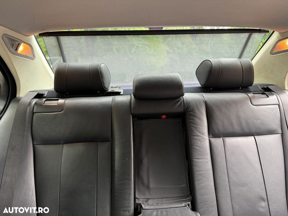 BMW Seria 5 525d Aut. Edition Fleet - 22
