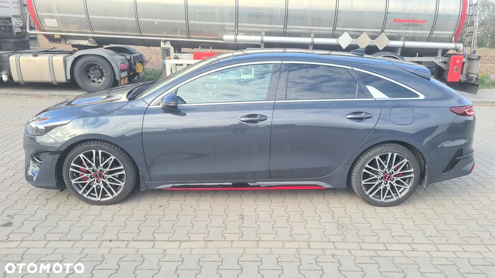 Kia ProCeed - 4