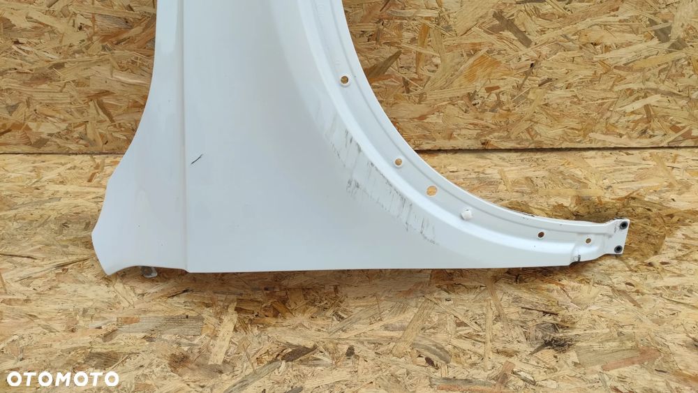 Błotnik prawy Audi Q3 11-18 rok - 13