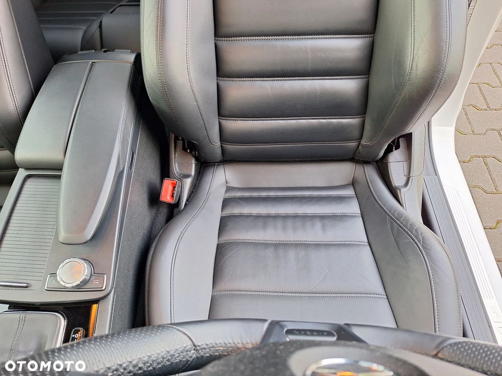 Mercedes-Benz Klasa C 63 AMG Coupe AMG SPEEDSHIFT MCT - 19
