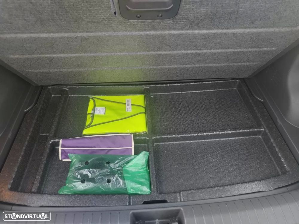 Hyundai Kauai 1.0 T-GDi Premium Pack Plus - 16