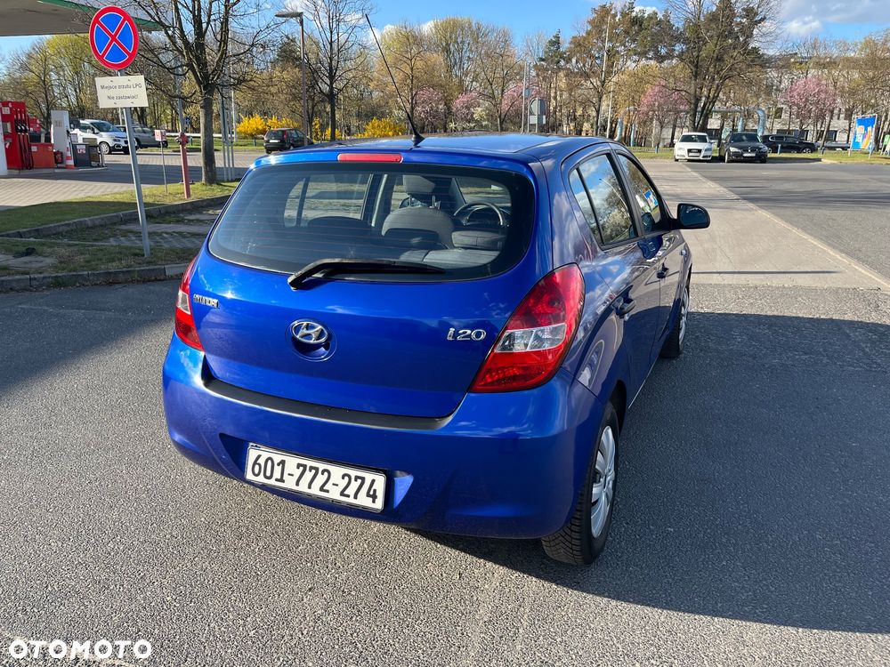 Hyundai i20 - 12