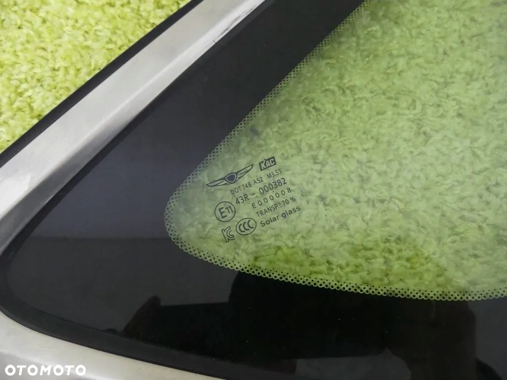 Szyba Karoseryjna Prawa Hyundai Genesis G80 - 2