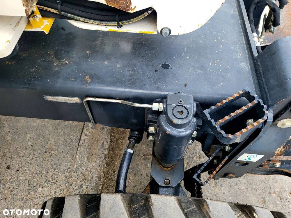 Komatsu PW98 MR-10 - 21