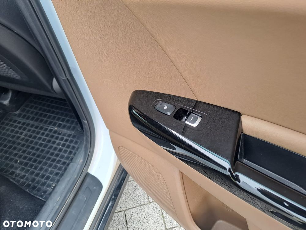 Kia Sportage 1.6 CRDI MHEV Black Edition 2WD DCT - 13