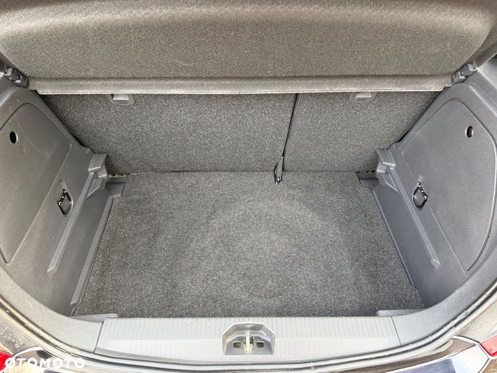 Opel Corsa 1.4 16V Active - 31