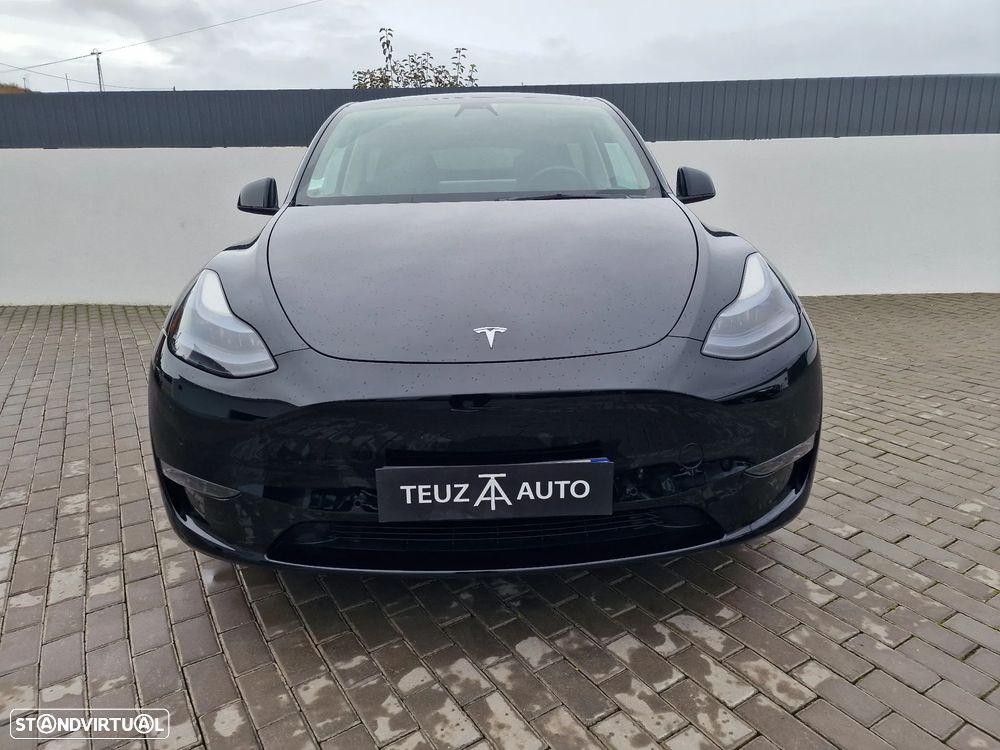 Tesla Model Y Long Range Dual Motor AWD - 3