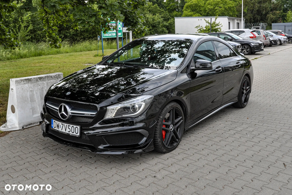 Mercedes-Benz CLA AMG 45 4-Matic