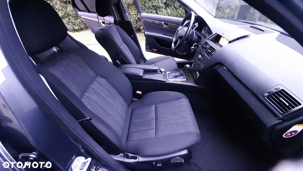 Mercedes-Benz Klasa C 200 Kompressor Elegance - 31