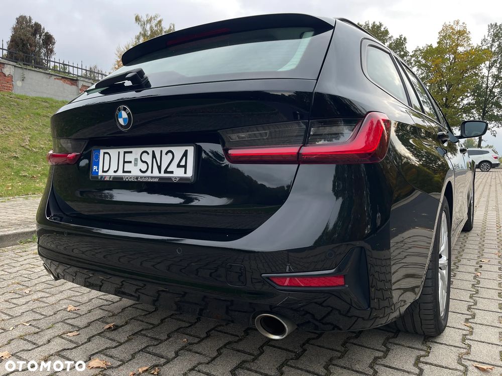 BMW Seria 3 320i Advantage - 6