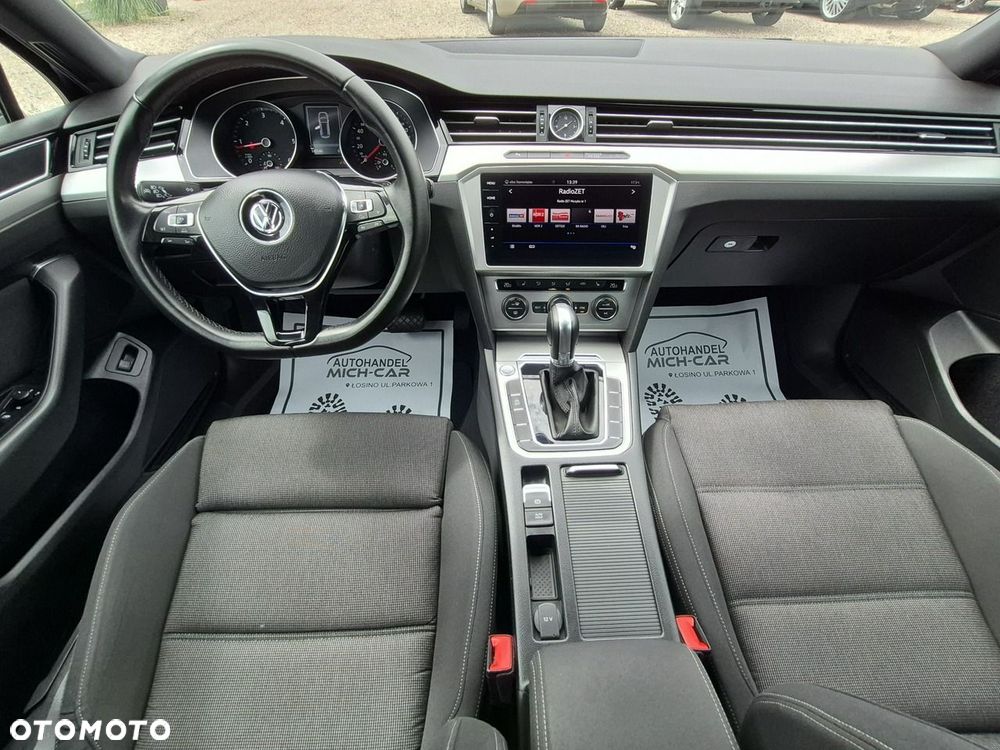 Volkswagen Passat - 7