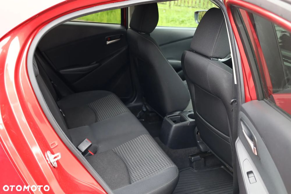 Mazda 2 - 9