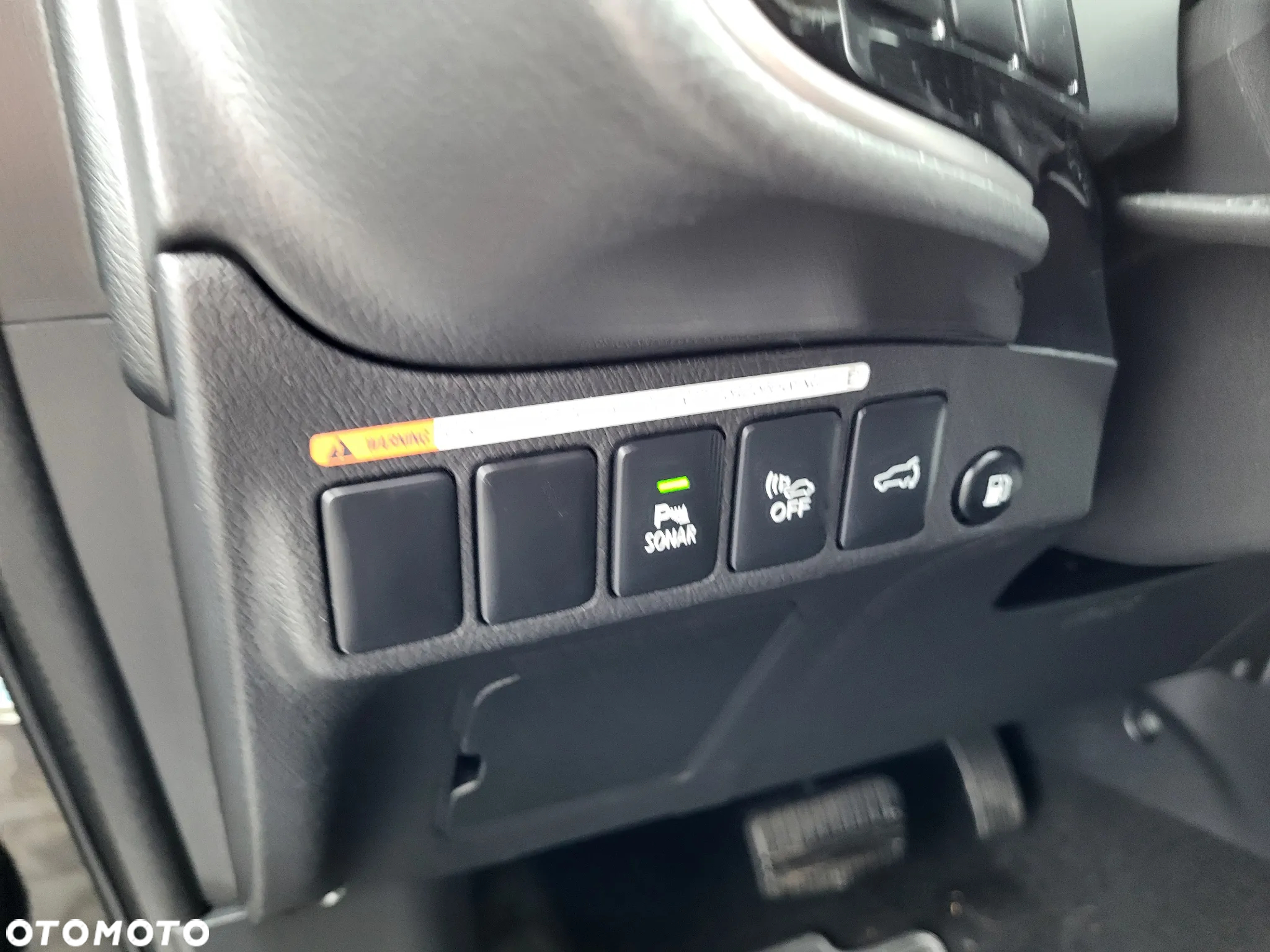 Mitsubishi Outlander ver-2-4-4wd-plug--in-hybrid-intro-edition - 12