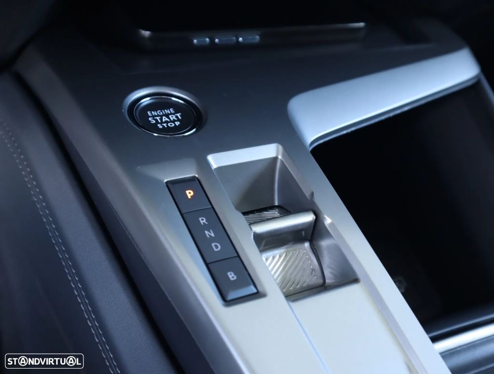 Peugeot e-308 156 Allure - 41