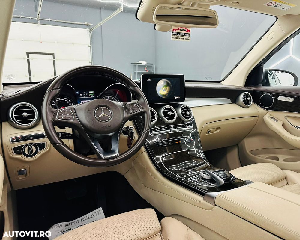 Mercedes-Benz GLC - 24
