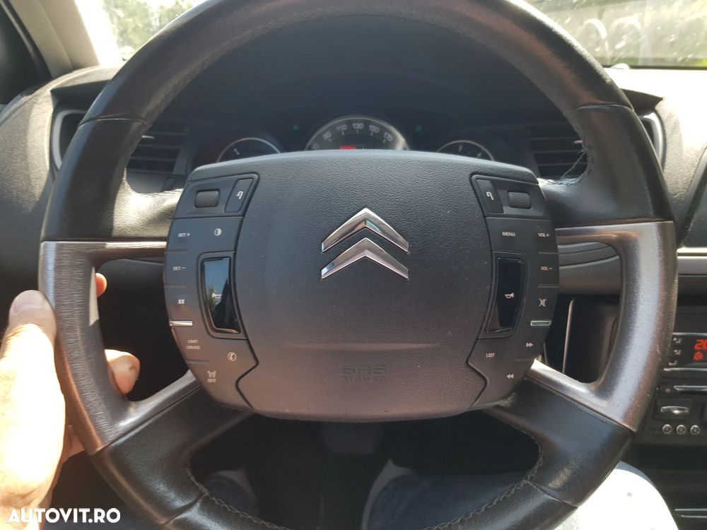 Citroën C5 Tourer HDi 200 FAP Aut. Exclusive - 14