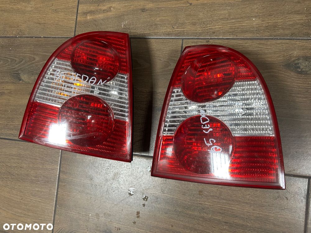 LAMPA TYLNA SEDAN LEW.PR LIFT VOLKSWAGEN PASSAT B5 3B5945095AE ORG