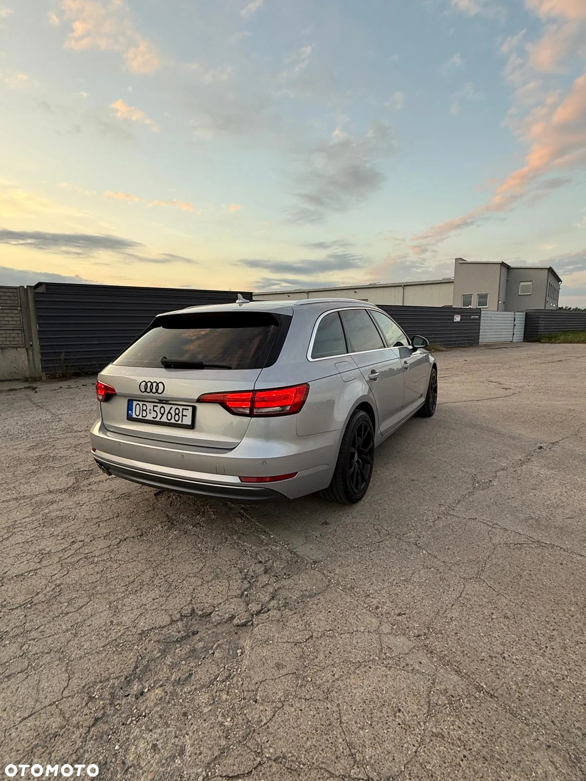 Audi A4 ver-2-0-tdi-design-s-tronic - 10