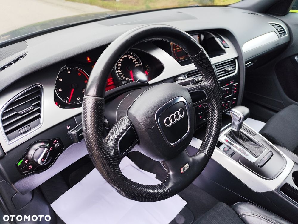 Audi A4 Limousine - 27