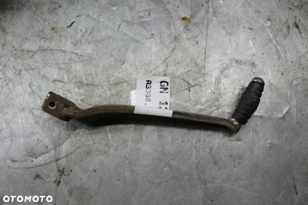 Suzuki GN 125 dźwignia zmiany biegów ORYGINAŁ - 2
