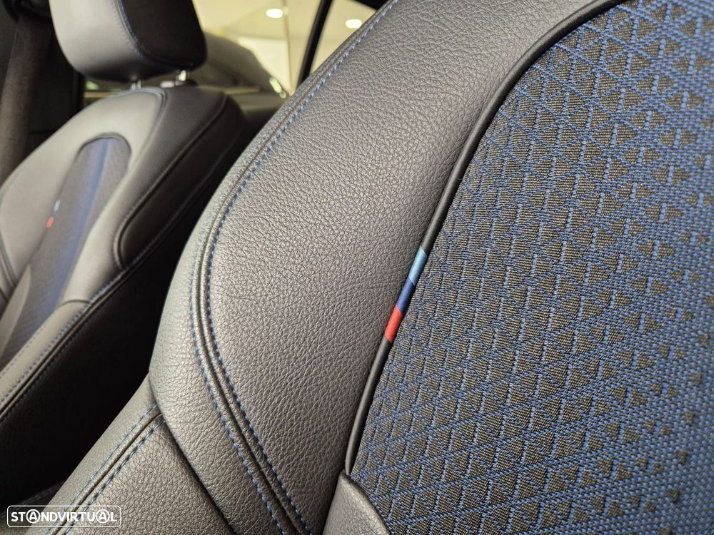 BMW 116 d Pack Desportivo M Auto - 13
