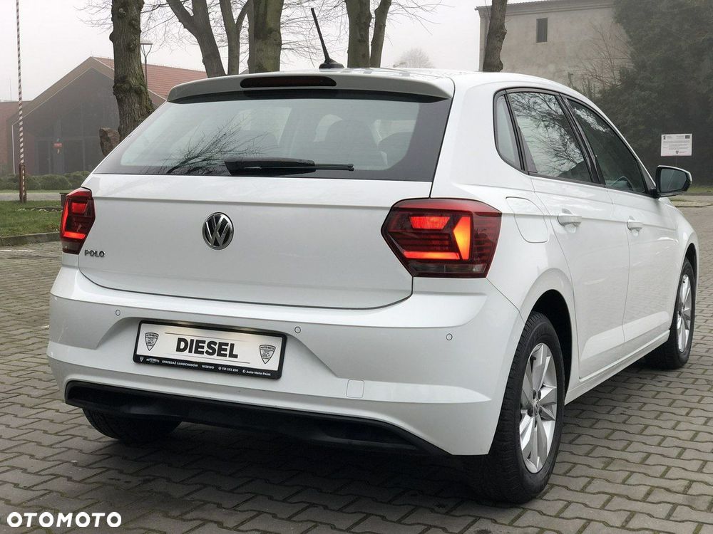 Volkswagen Polo - 4
