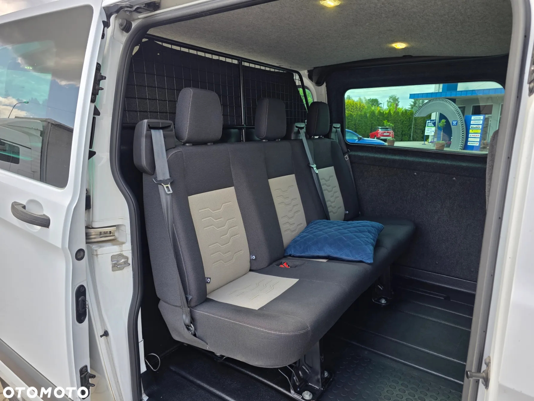 Ford Transit Custom - 9