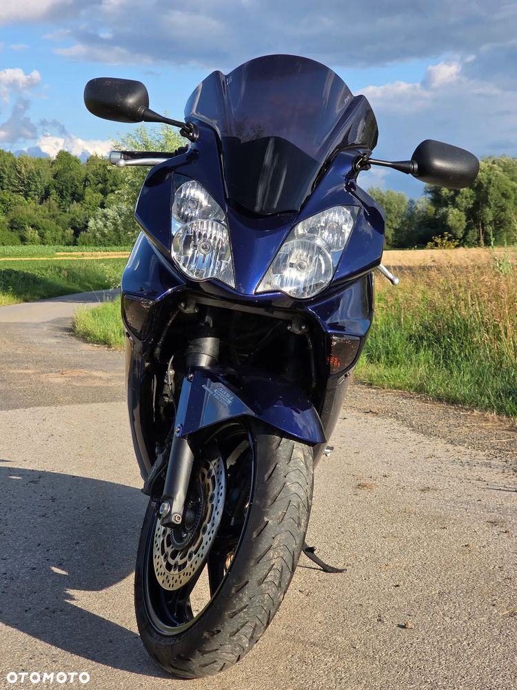 Honda VFR - 5
