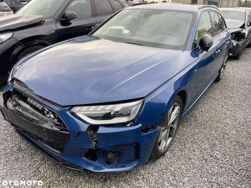 Audi A4 Avant 2.0 TDI S tronic - 1