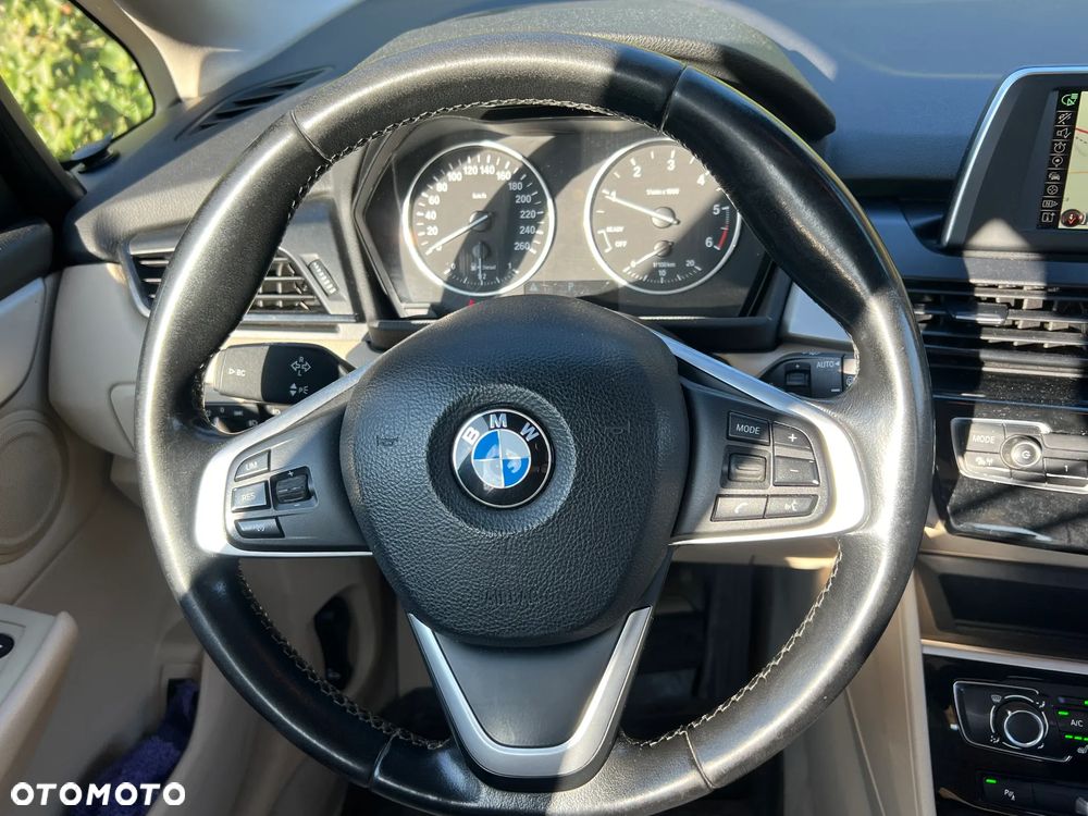 BMW Seria 2 216d Active Tourer - 31