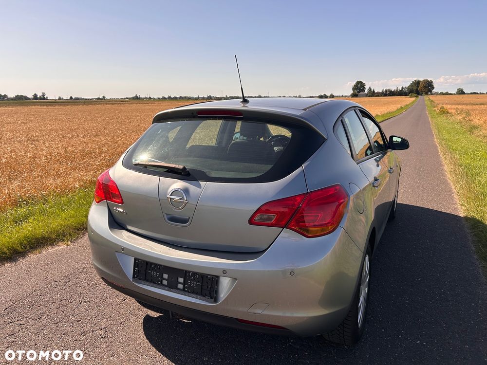 Opel Astra 1.6 Edition - 6