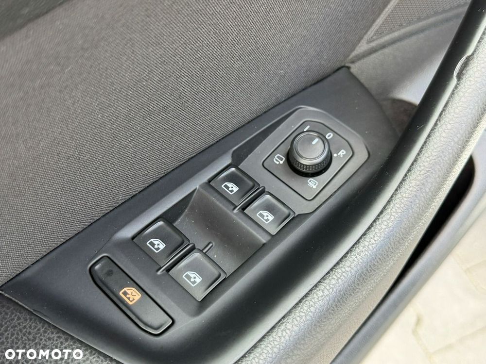 Volkswagen Passat - 15