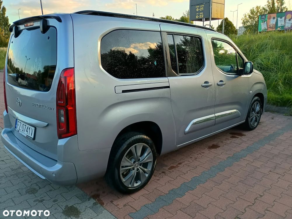 Toyota Proace City Verso Long 1.5 D-4D Family - 6