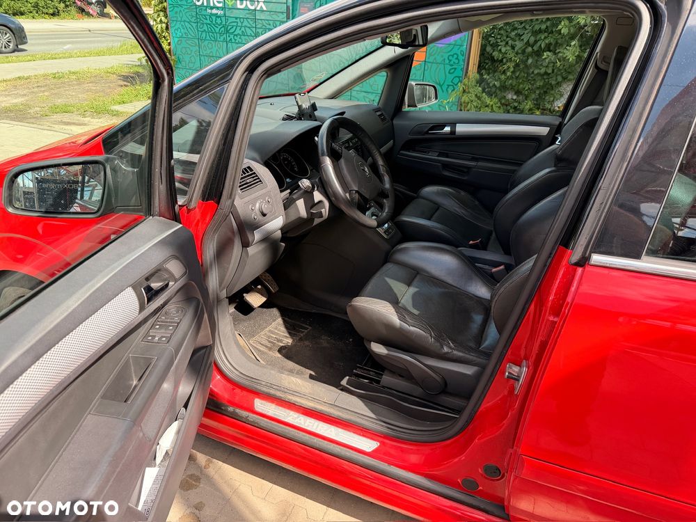 Opel Zafira - 34