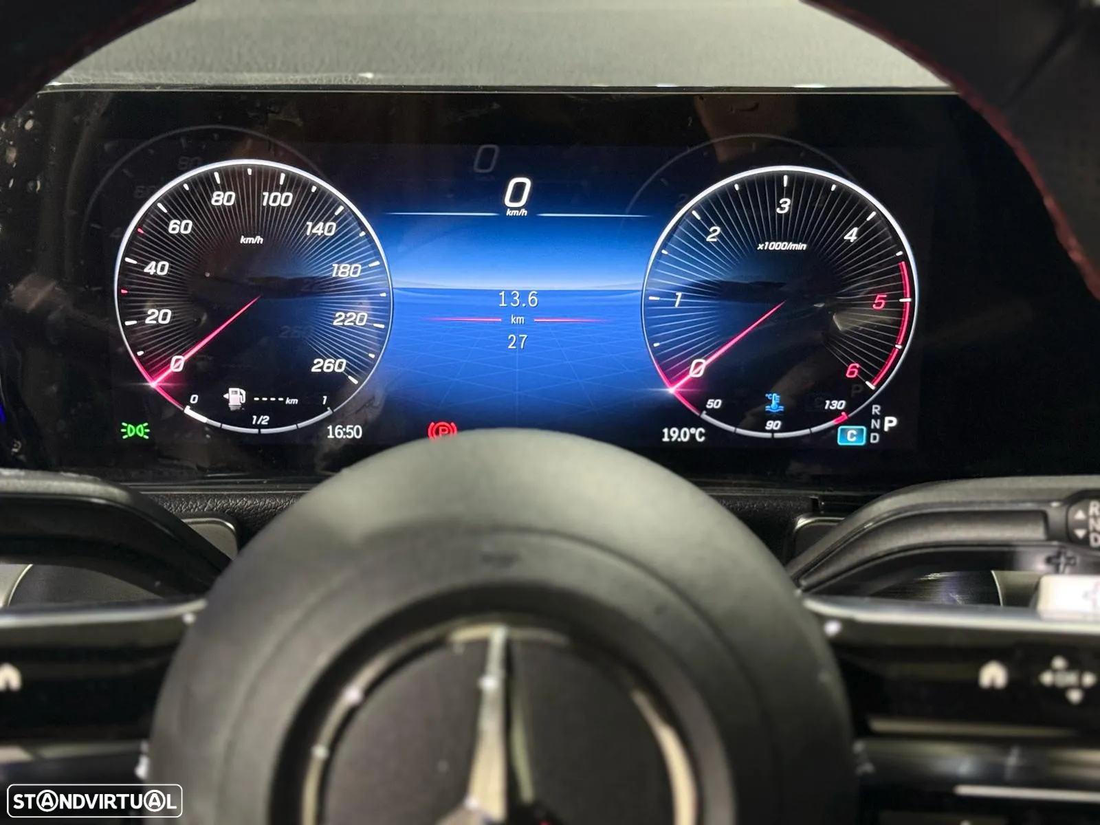 Mercedes-Benz GLB 200 d AMG Line - 14
